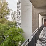 公寓 Balcony - - Sunny - Comfy *