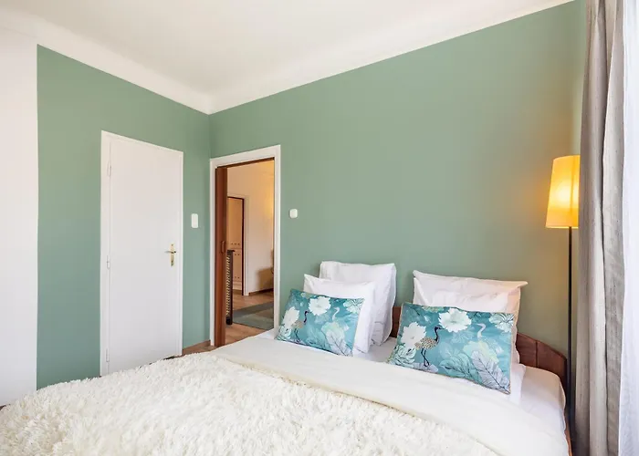 Balcony - - Sunny - Comfy