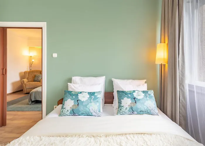 Apartamento Balcony - - Sunny - Comfy