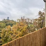 Balcony - - Sunny - Comfy Apartment Budapest