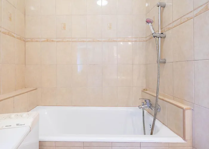 公寓 Balcony - - Sunny - Comfy